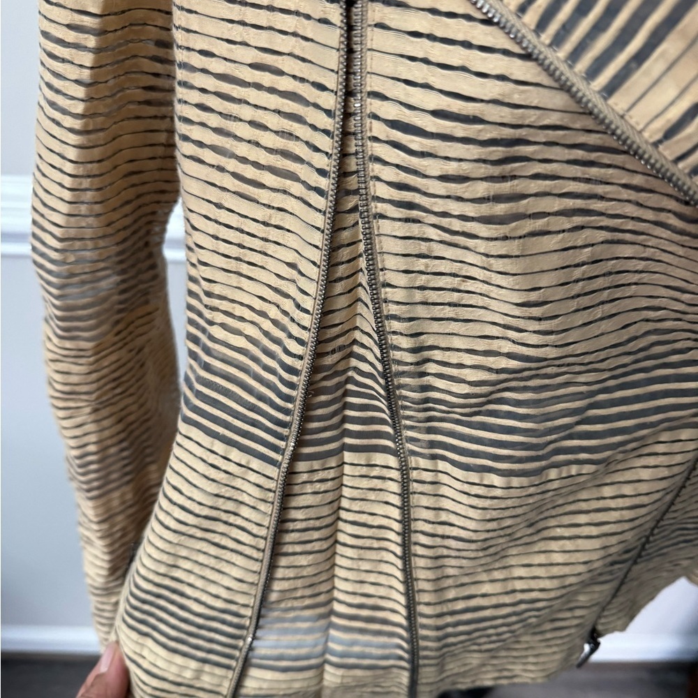 Akris jacket 6‎ - Picture 7 of 15